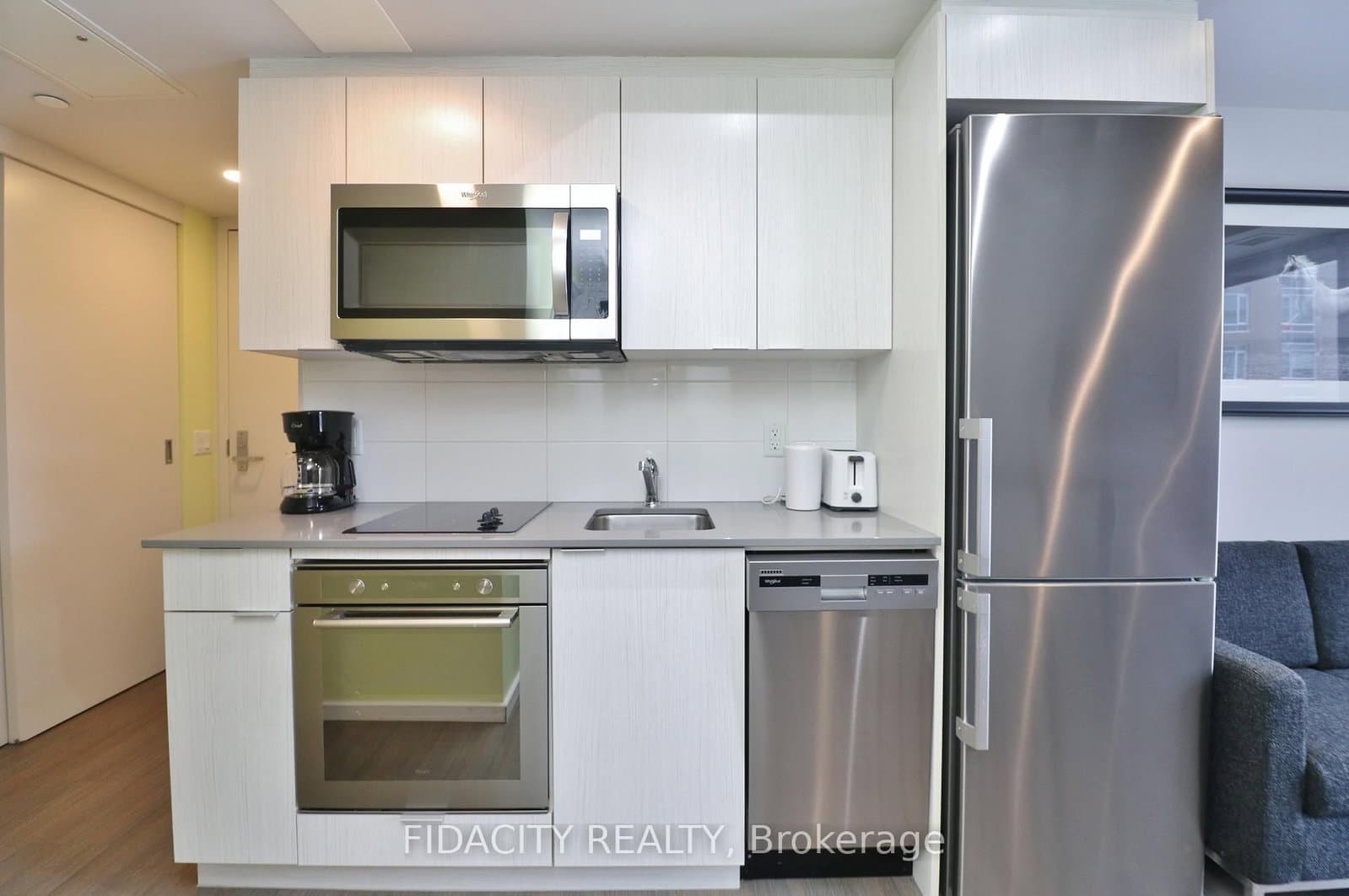 719 - 105 Champagne Avenue, Ottawa, ON — photo 4