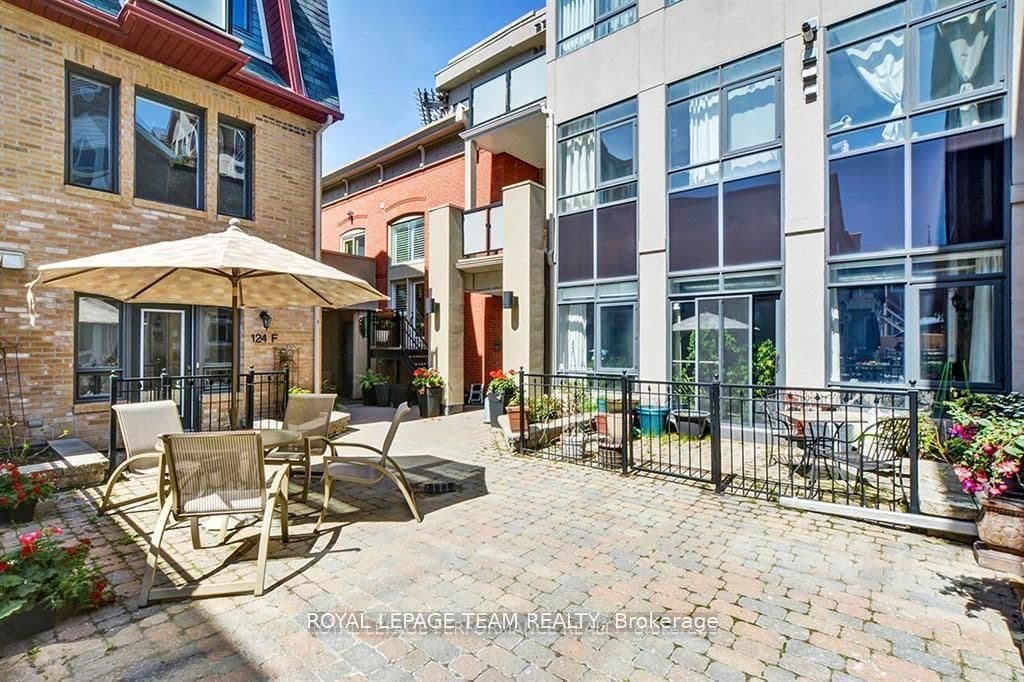 B204 - 124 Guigues Avenue, Ottawa, ON — photo 2