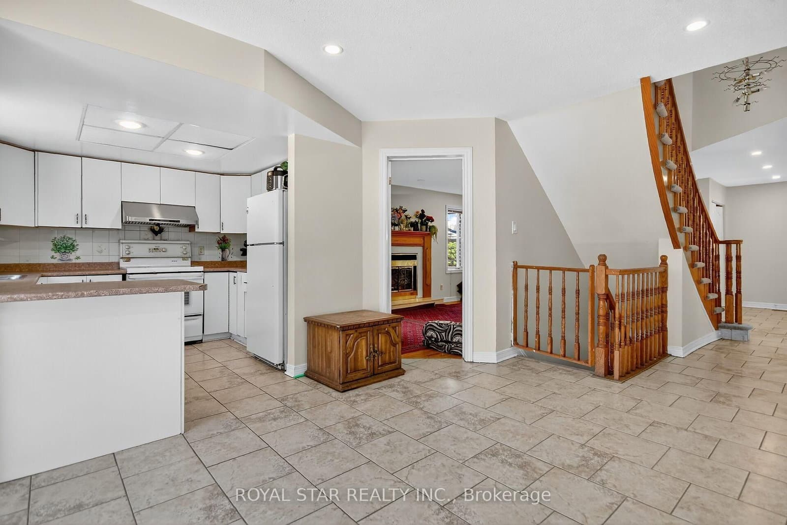 5 Southland Crescent, Ottawa, ON — photo 10
