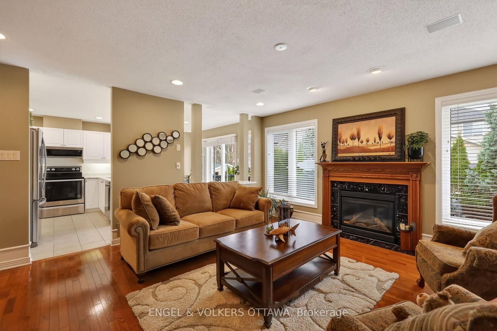 7 DRYSDALE Street, Kanata, ON — photo 3