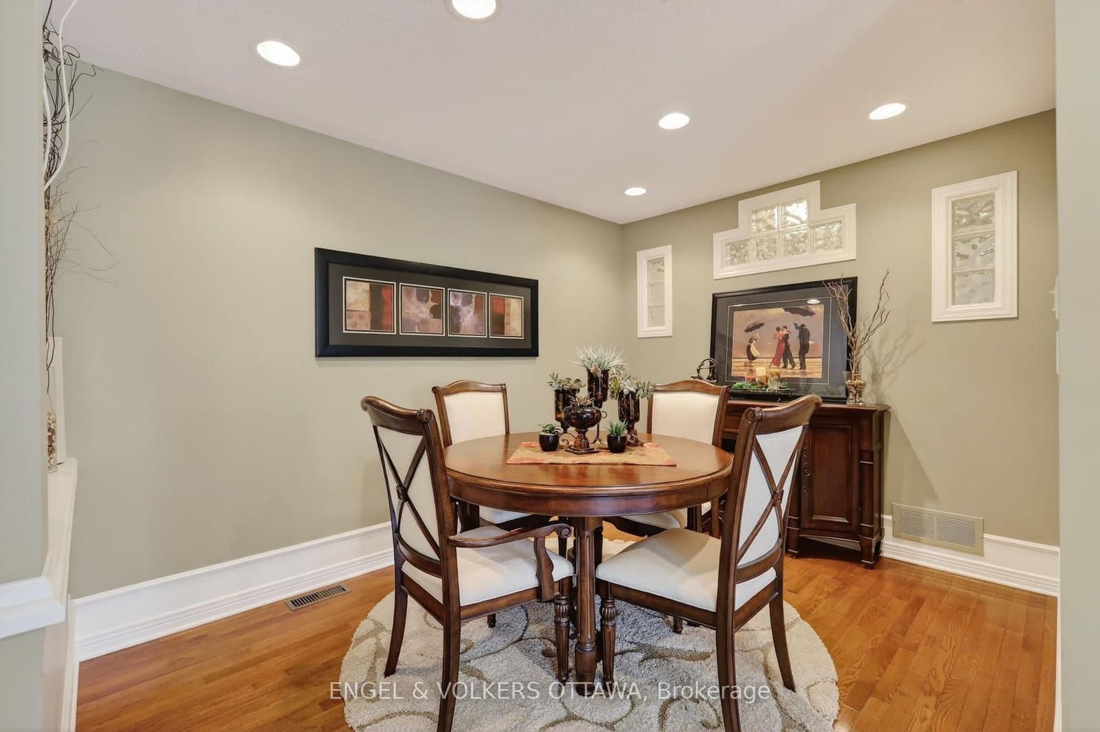 7 DRYSDALE Street, Kanata, ON — photo 4