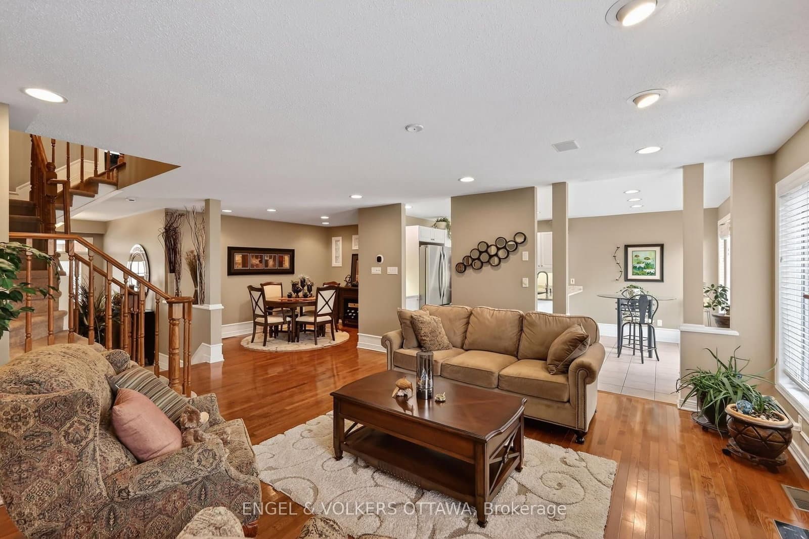 7 DRYSDALE Street, Kanata, ON — photo 9