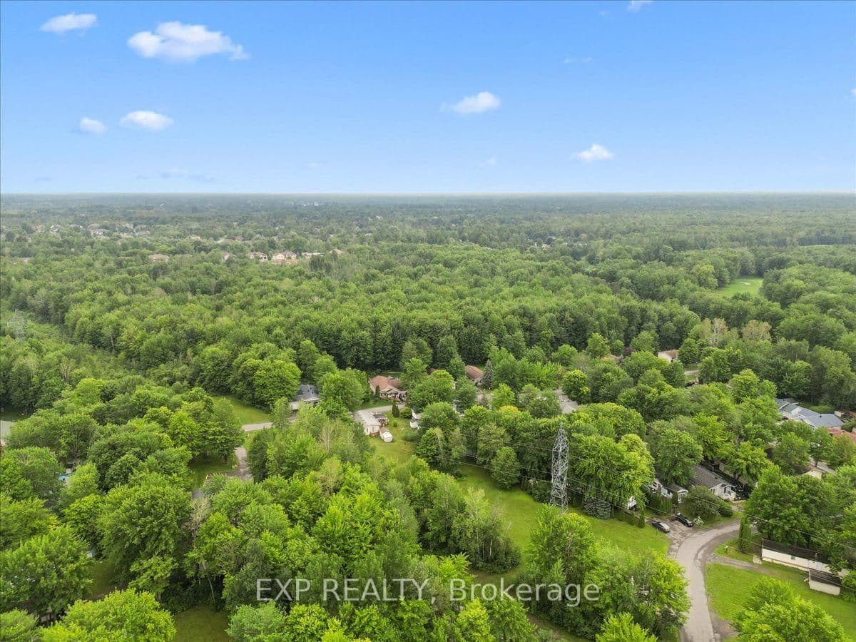 1045 Vista Barrett Private, Greely, ON — photo 26