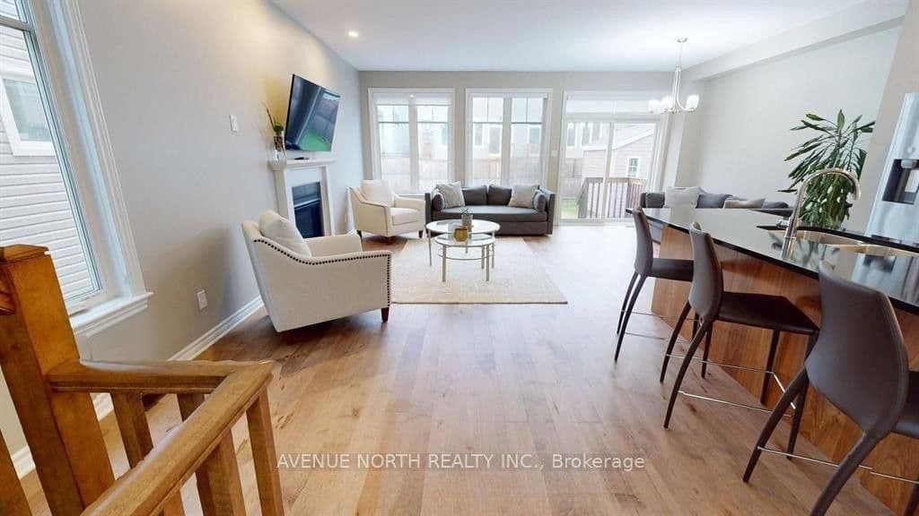 881 Antonio Farley Street, Orleans, ON — photo 5