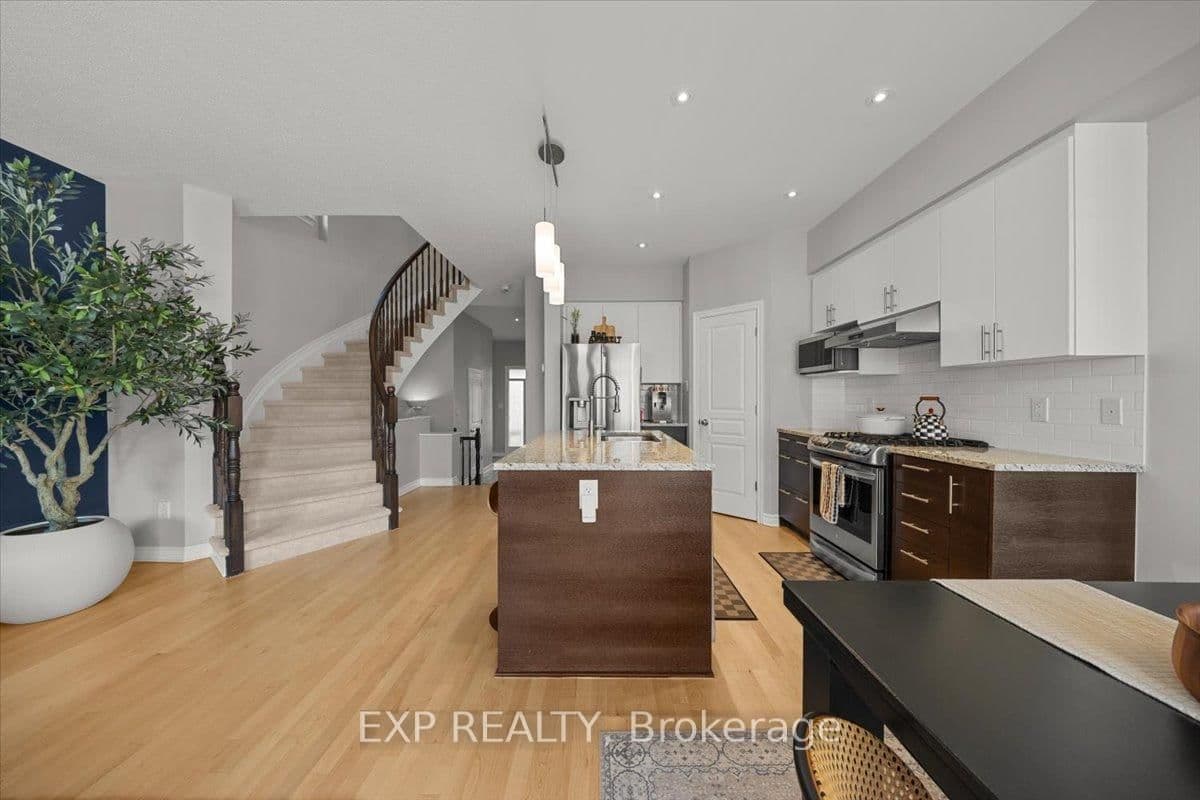255 Shinleaf Crescent, Ottawa, ON — photo 9