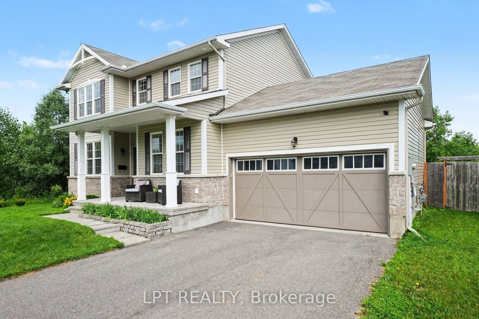 Waterdown 6548 Street, Greely, ON — photo 2