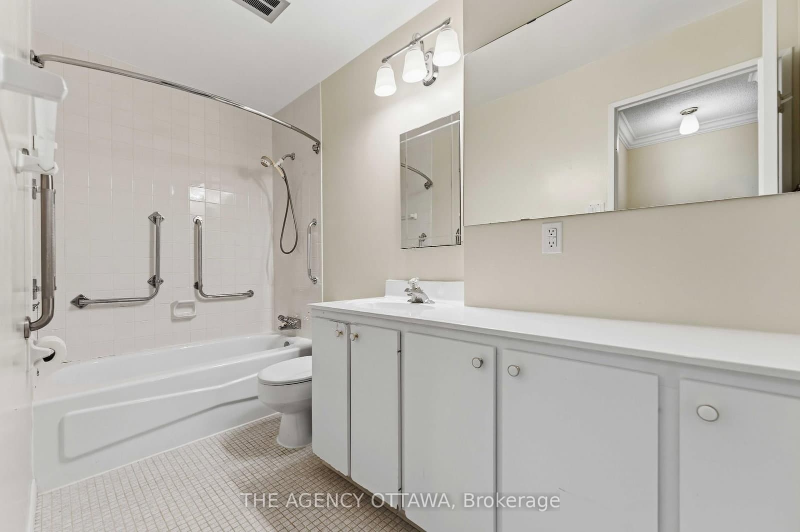 703 - 1785 Frobisher Lane, Ottawa, ON — photo 21