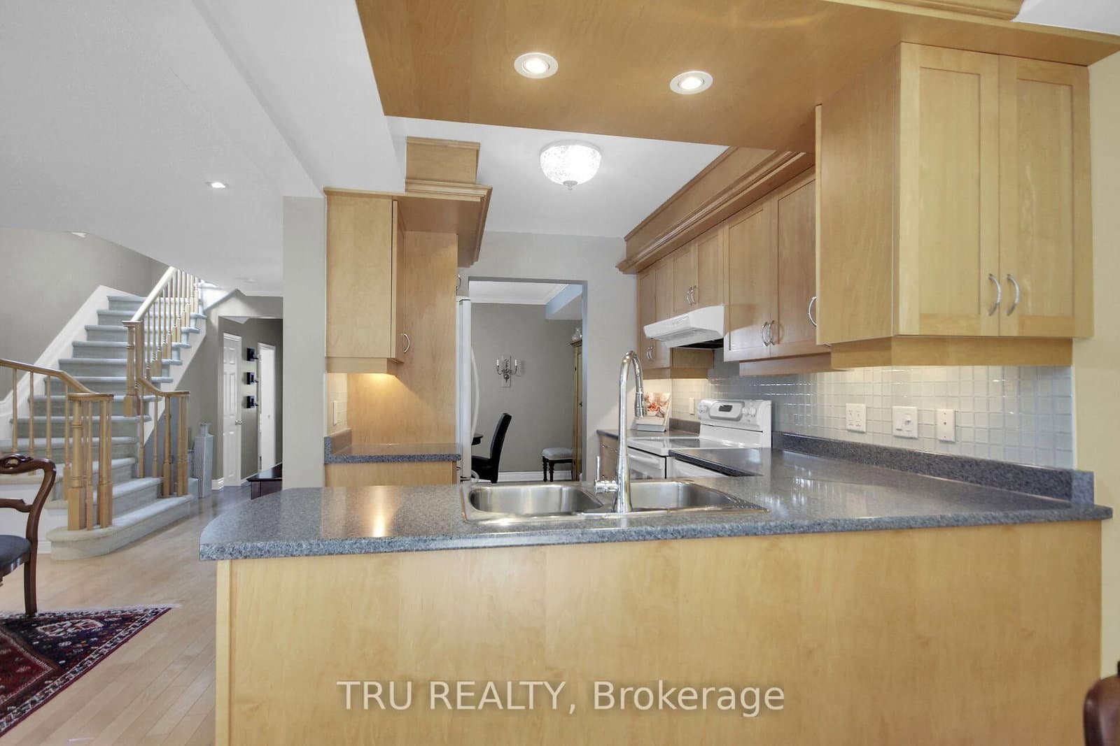 109 Braddock Private, Ottawa, ON — photo 13