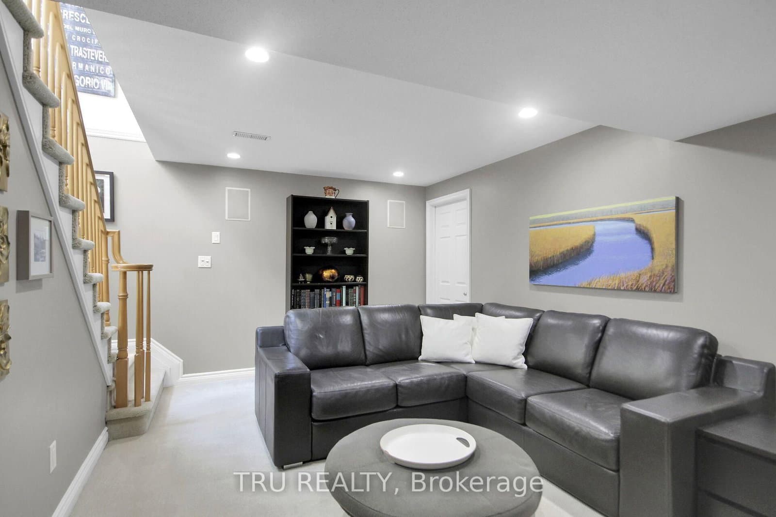 109 Braddock Private, Ottawa, ON — photo 36