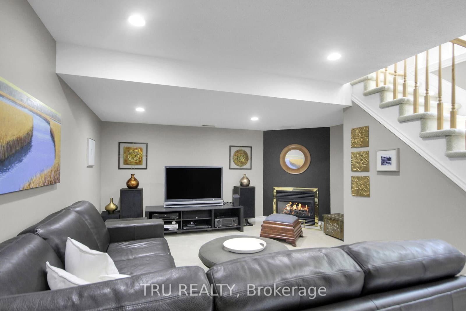 109 Braddock Private, Ottawa, ON — photo 37