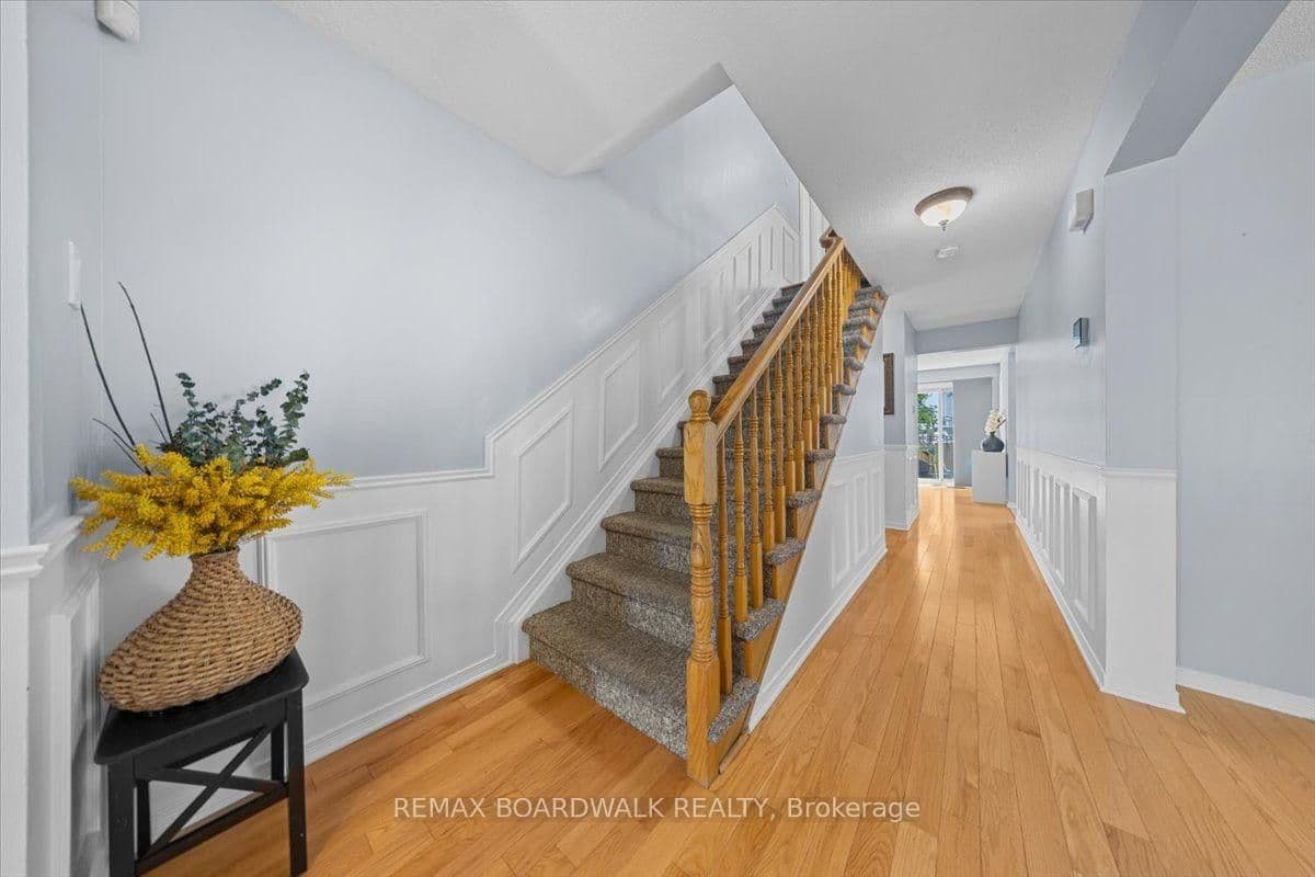 1966 BOAKE Street, Orleans, ON — photo 18