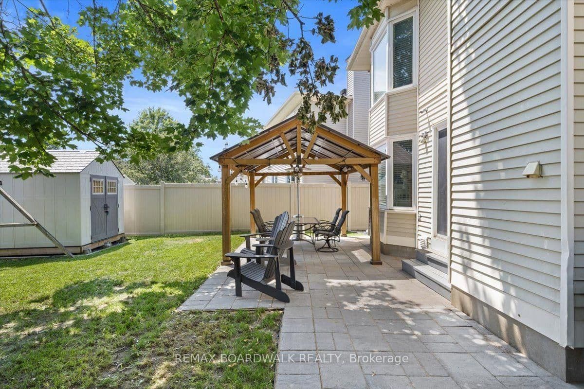 1966 BOAKE Street, Orleans, ON — photo 42