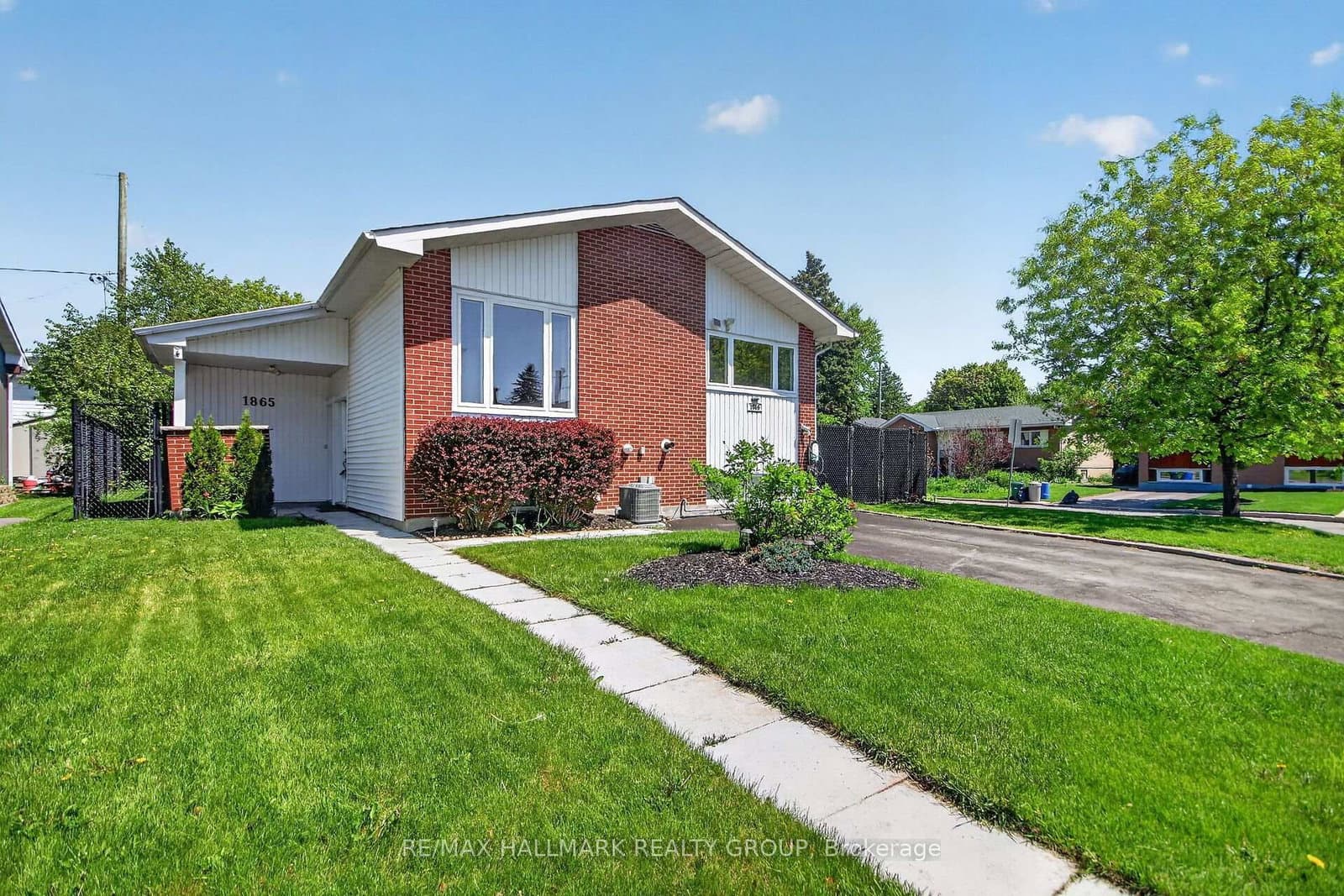 1865 ARIZONA Avenue, Ottawa, ON — photo 1