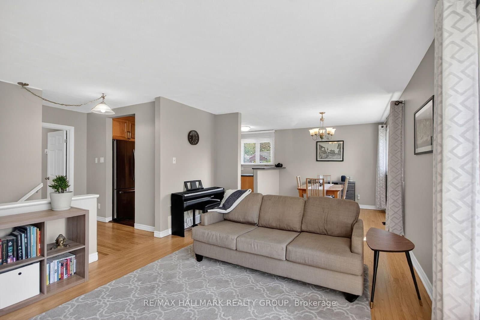 1865 ARIZONA Avenue, Ottawa, ON — photo 3