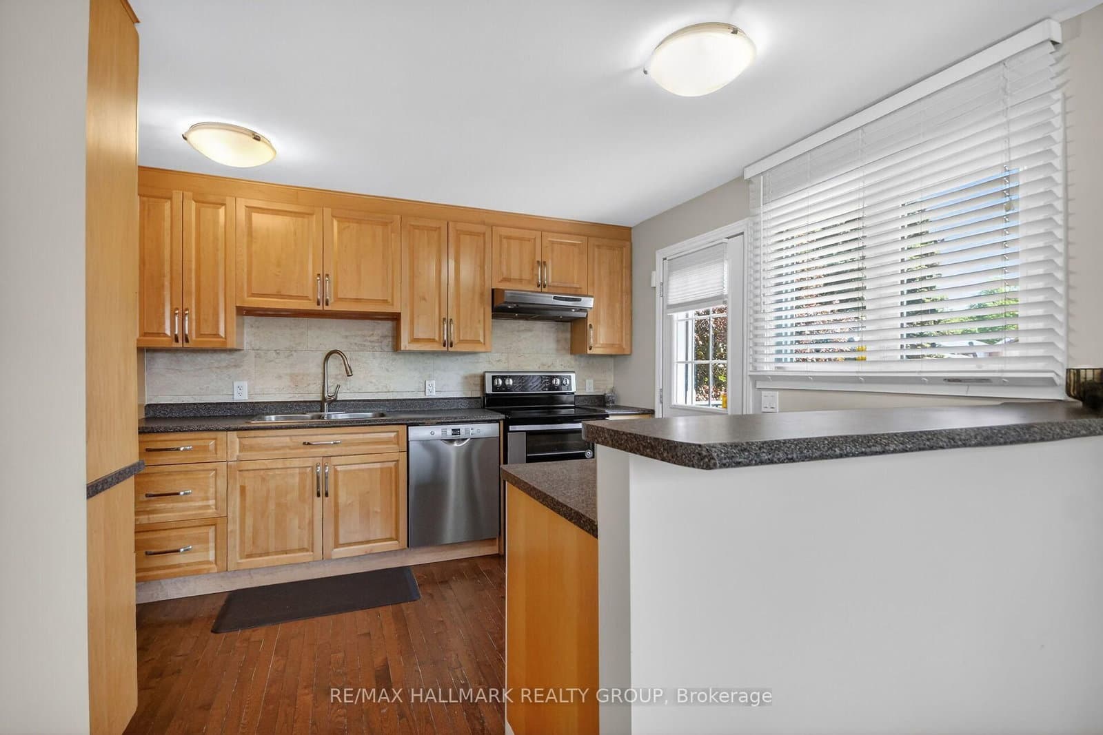 1865 ARIZONA Avenue, Ottawa, ON — photo 6