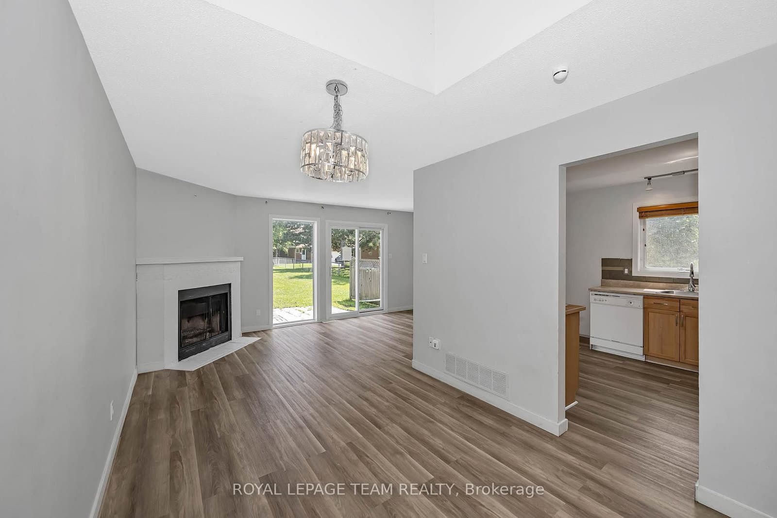 563 Parasol Court, Ottawa, ON — photo 8