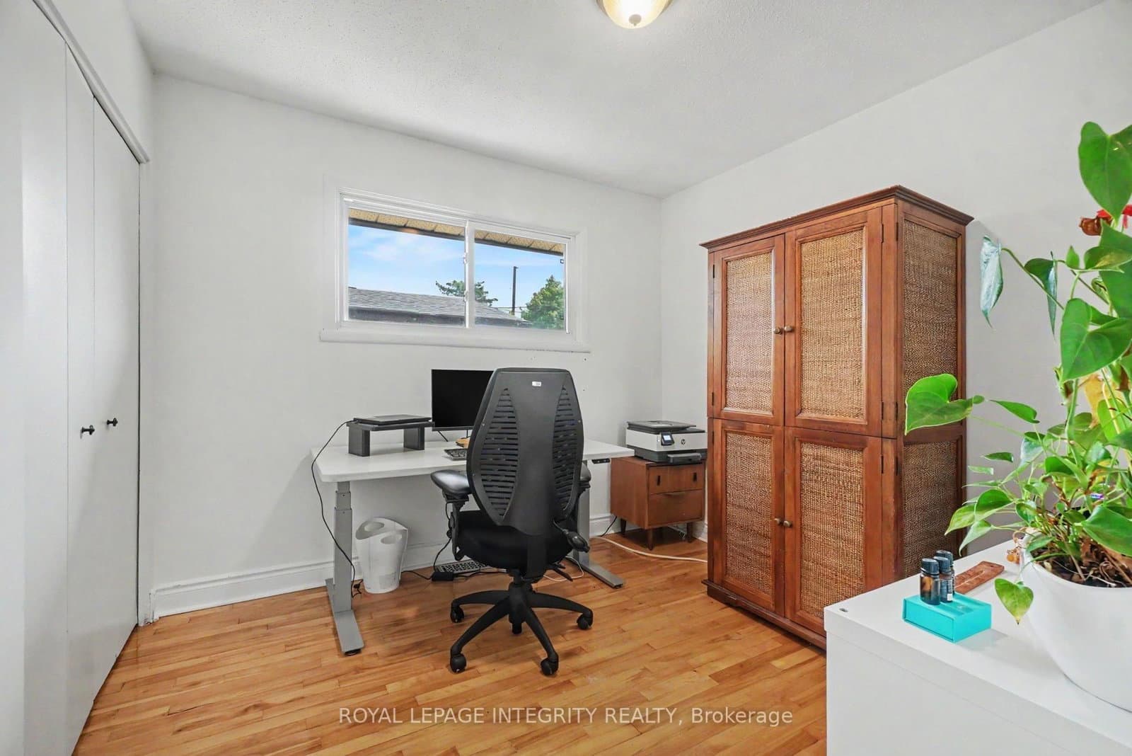 2450 Magnus Avenue, Ottawa, ON — photo 12
