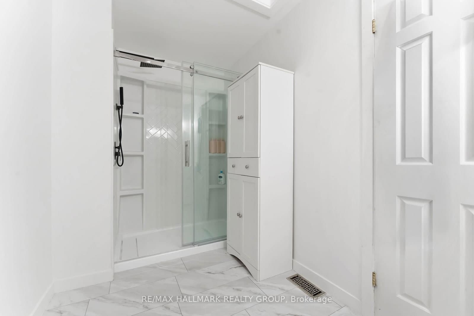 1091 Burgundy Lane, Orleans, ON — photo 19