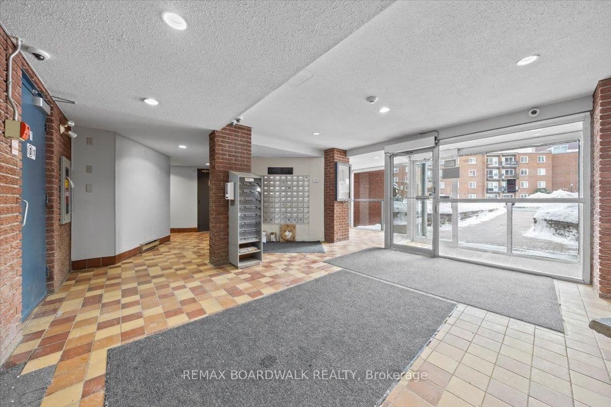 108A - 2044 Arrowsmith Drive, Ottawa, ON — photo 4