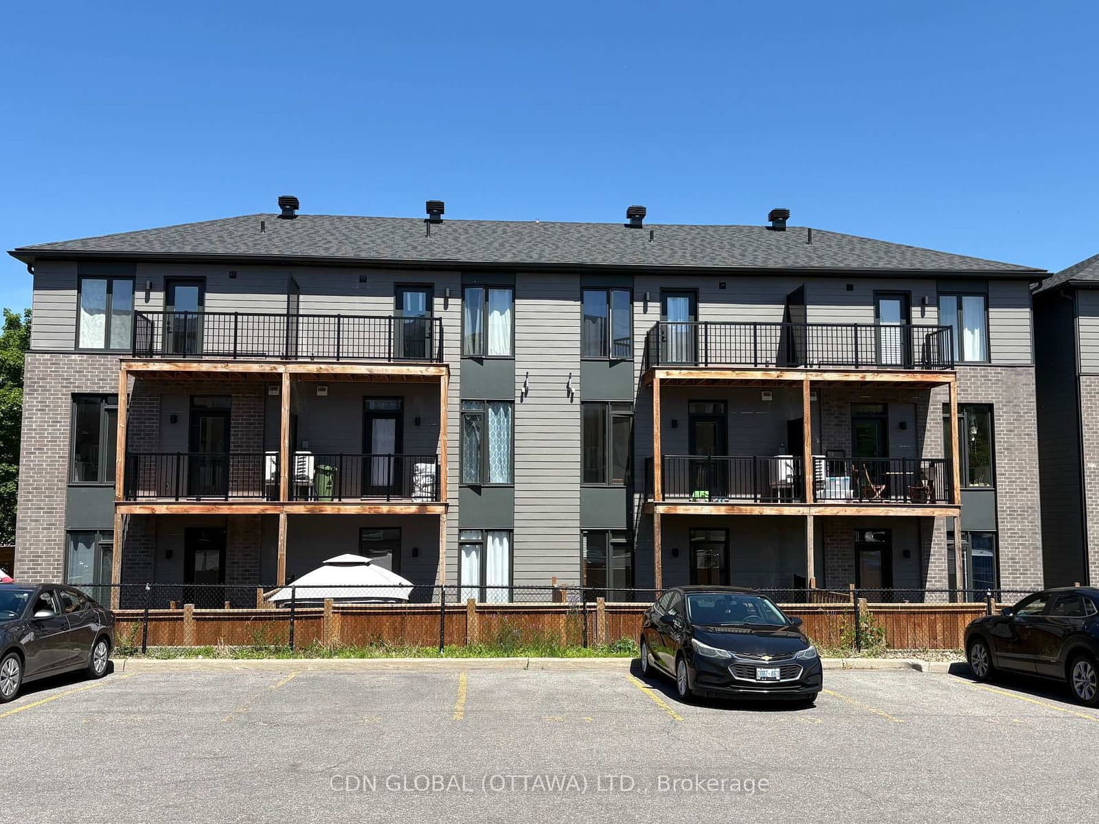 1258-1260 Marenger Street, Ottawa, ON — photo 5