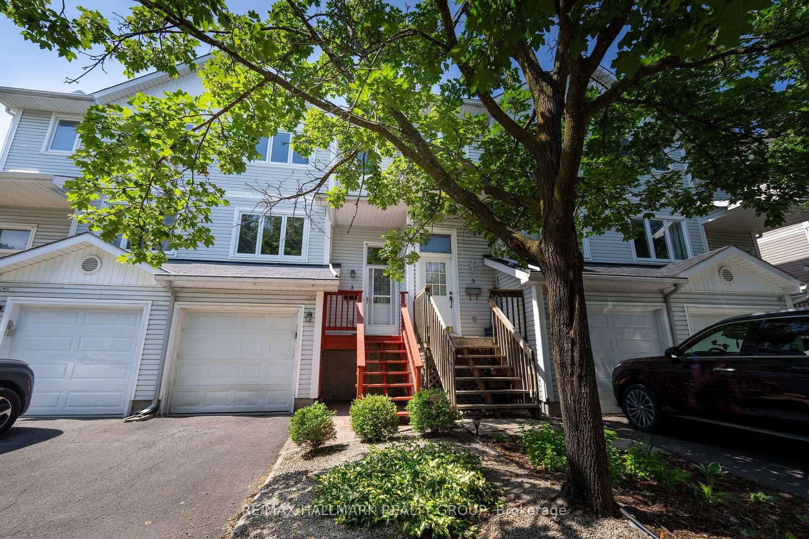 3 Seth Private, Ottawa, ON — photo 2