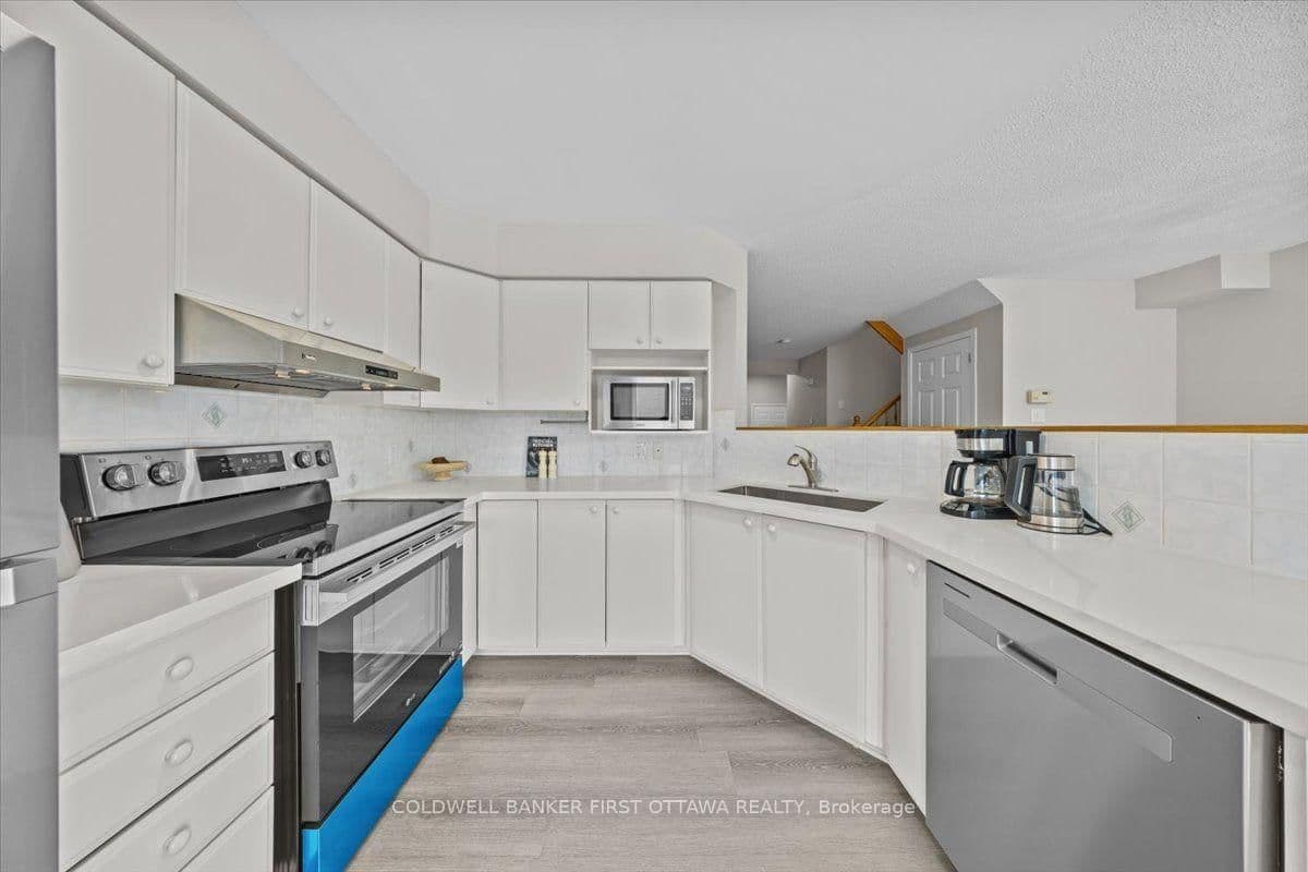 46 MARGRAVE Avenue, Ottawa, ON — photo 11