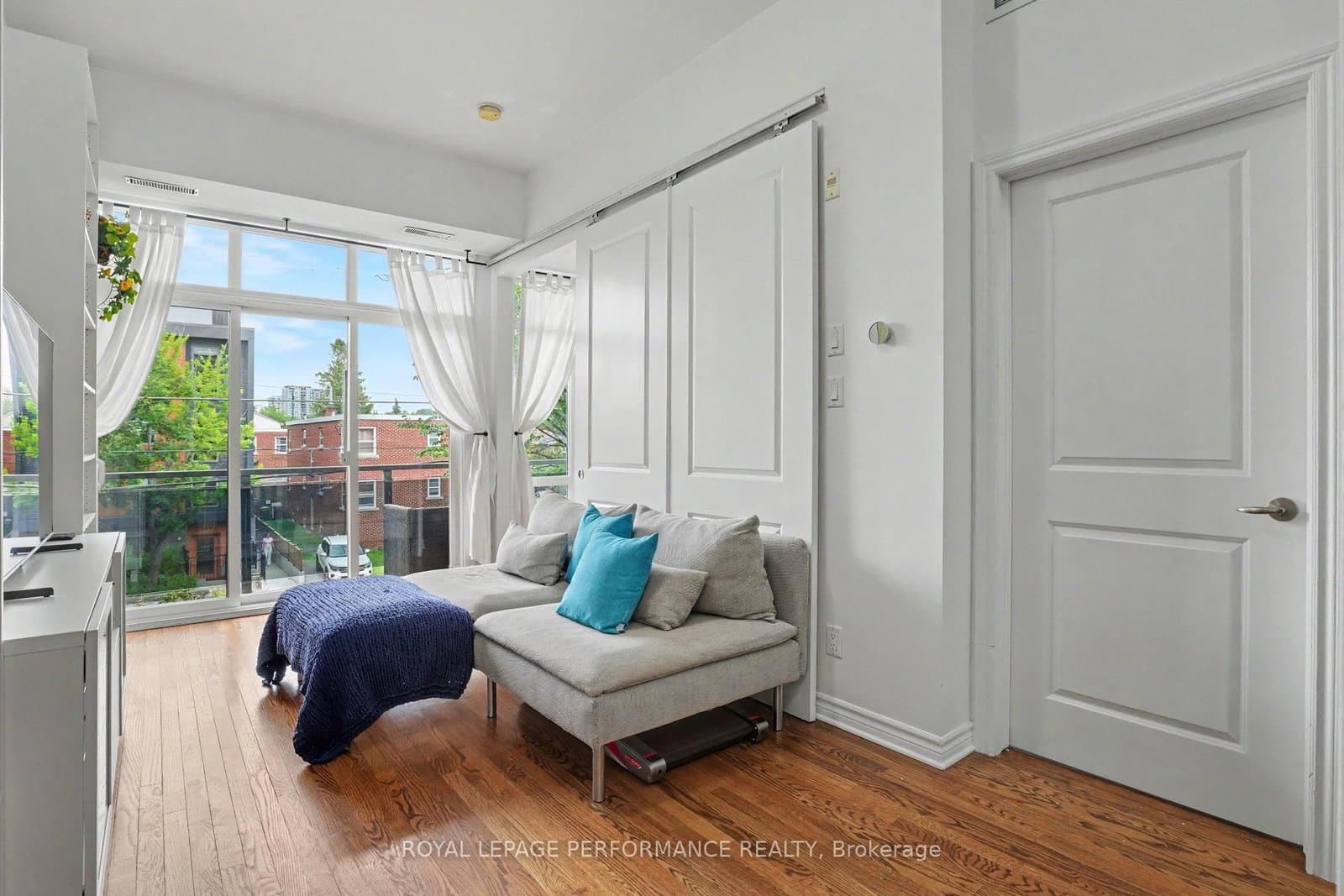 208 - 682 Churchill Avenue, Ottawa, ON — photo 4