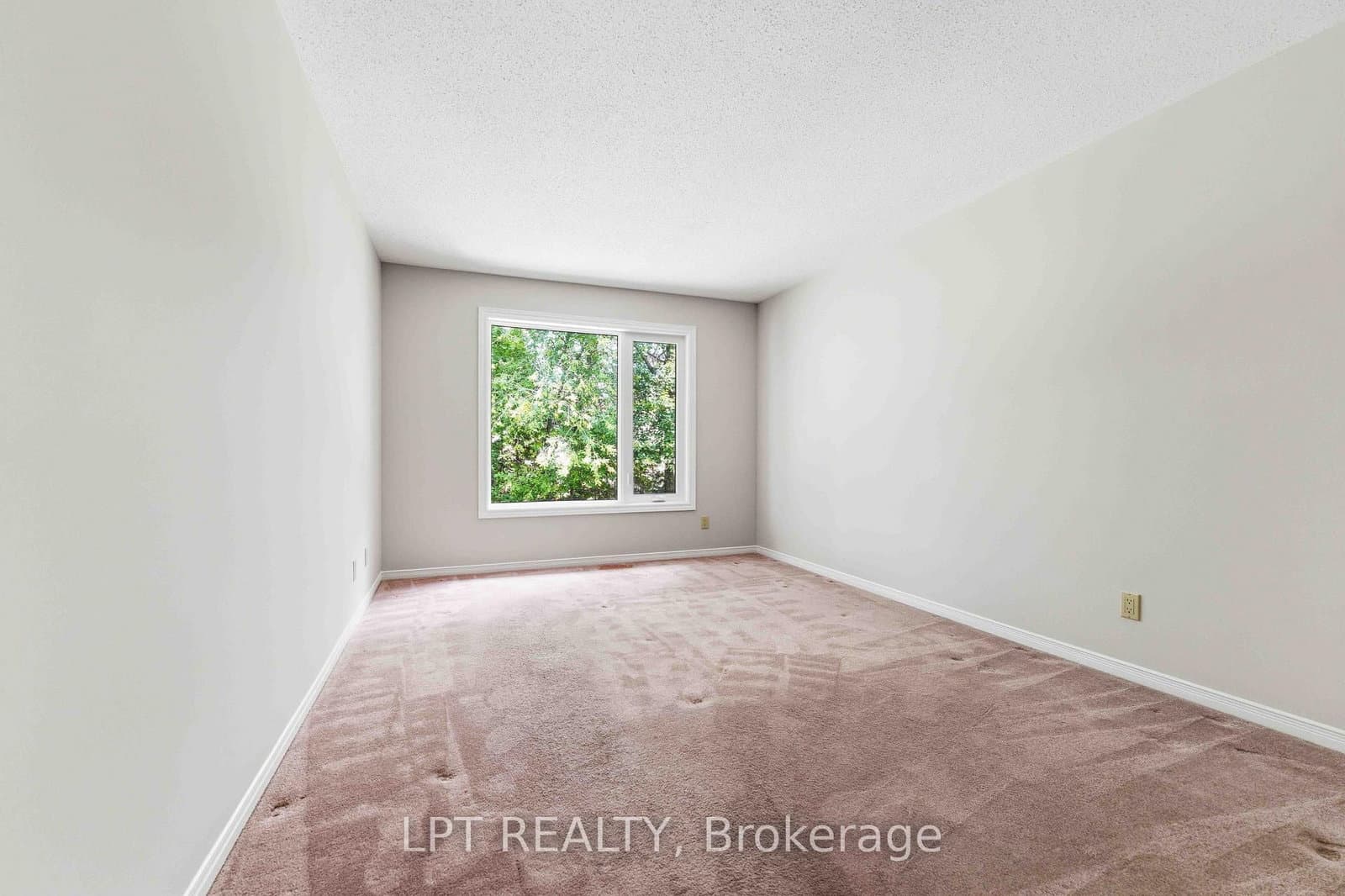 40 - 24 Grand Cedar Court, Stittsville, ON — photo 14