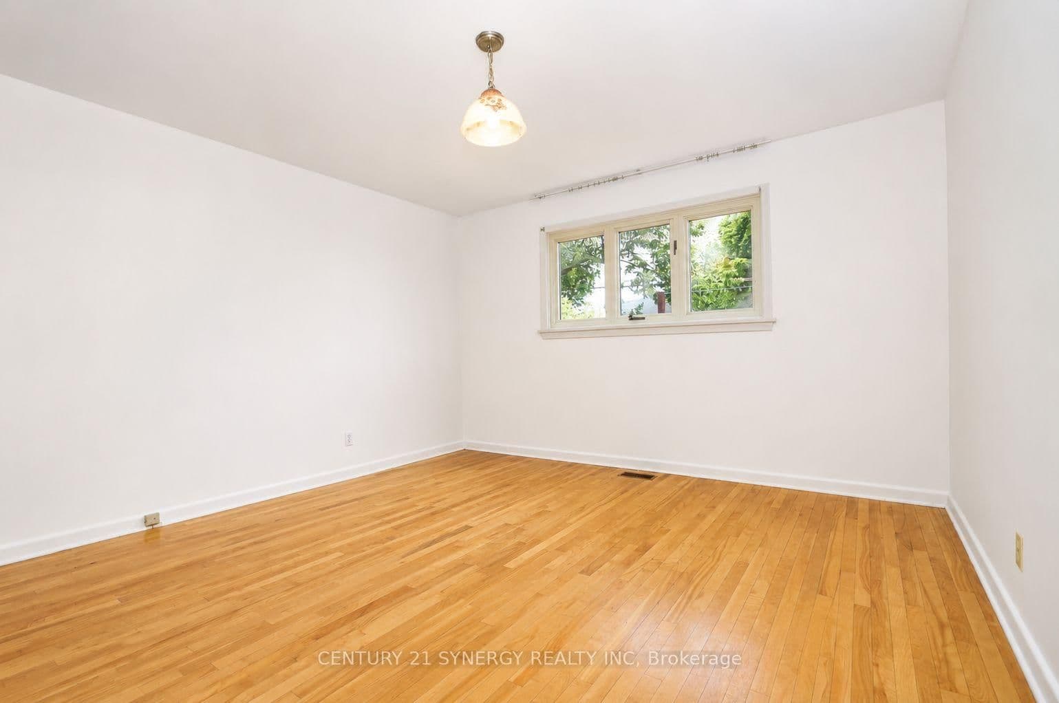 2148 Iris Street, Ottawa, ON — photo 13