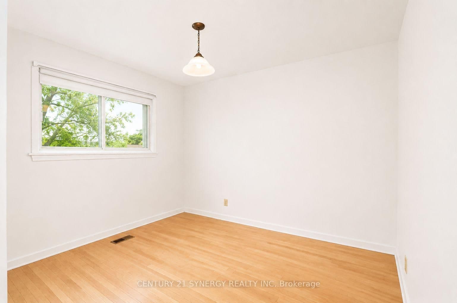 2148 Iris Street, Ottawa, ON — photo 14