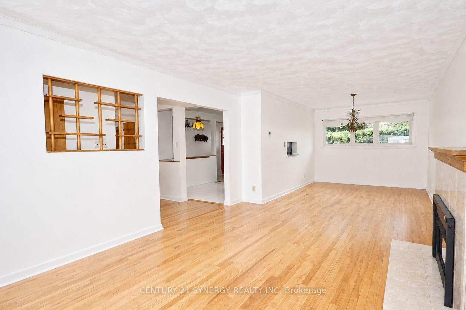 2148 Iris Street, Ottawa, ON — photo 3