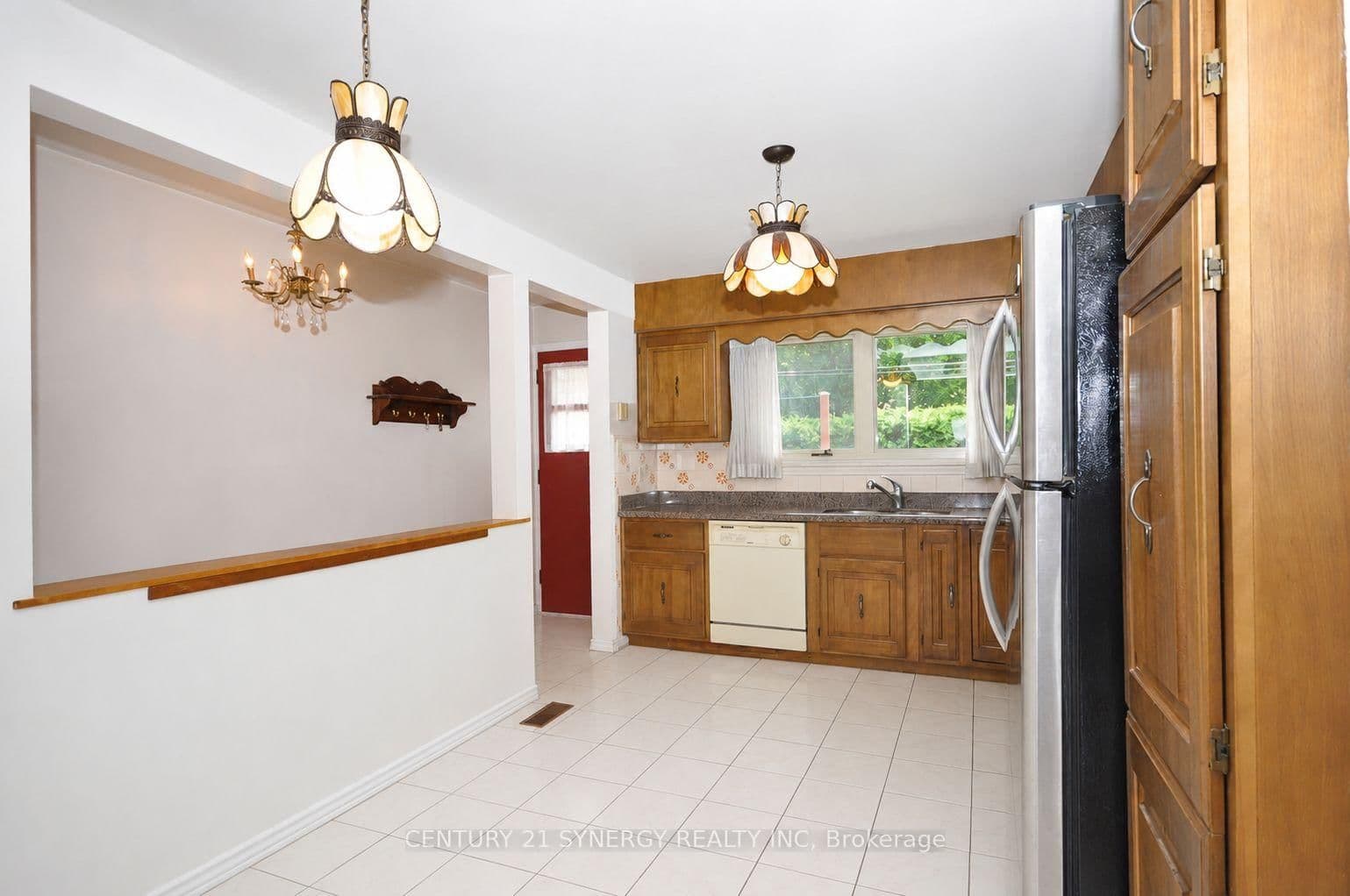 2148 Iris Street, Ottawa, ON — photo 9