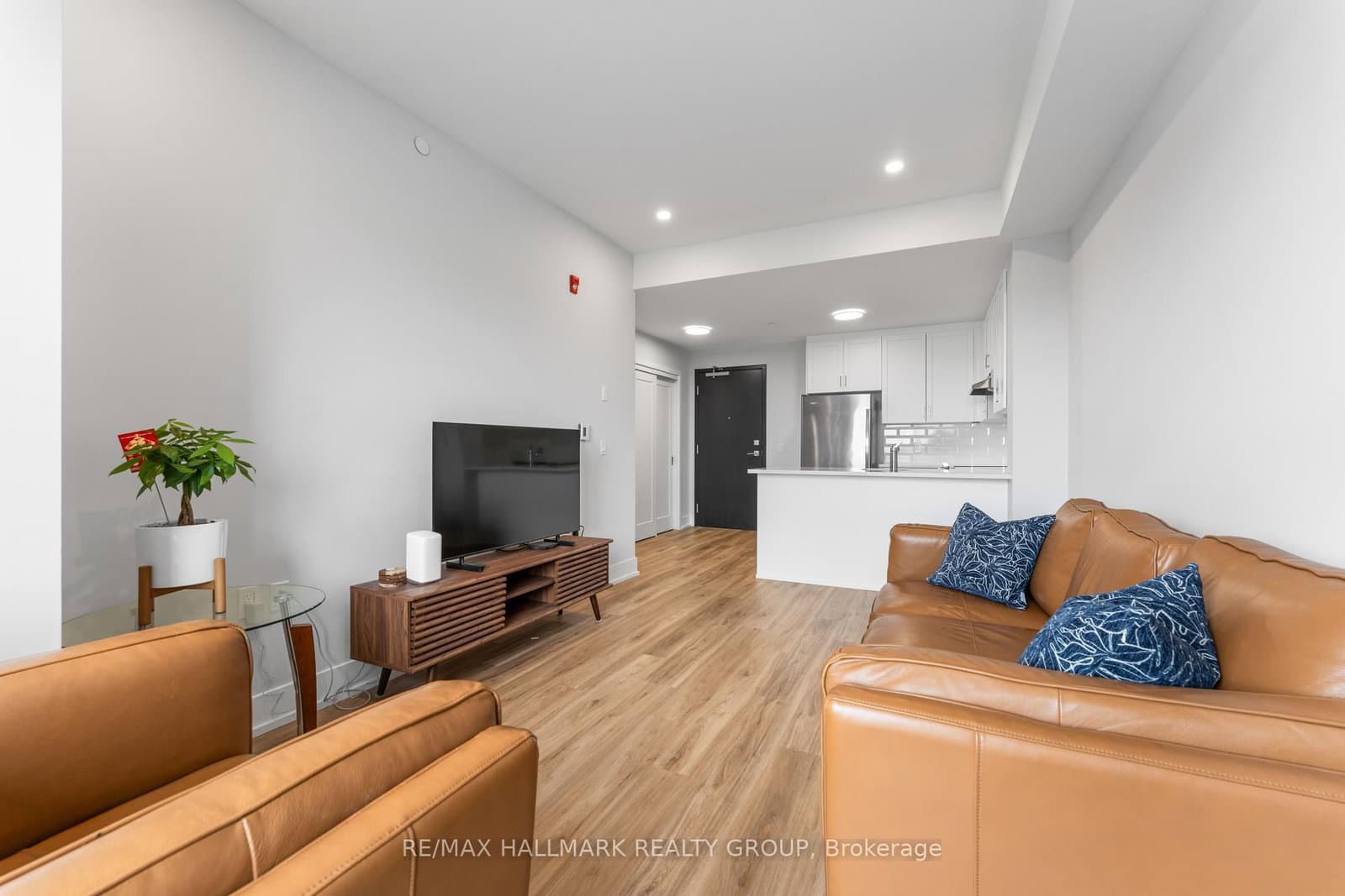 411 - 1350 Hemlock Road, Ottawa, ON — photo 10