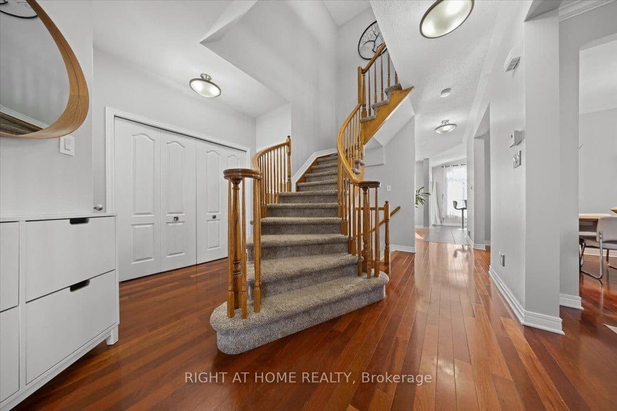 850 Feather Moss Way, Ottawa, ON — photo 5