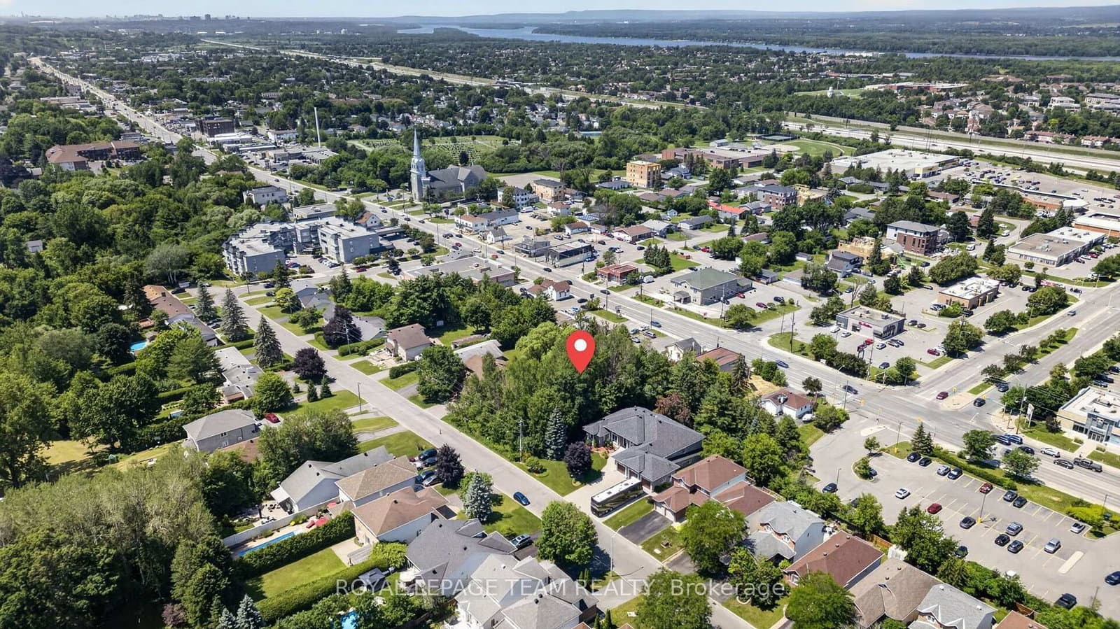 2902 St Joseph Boulevard, Ottawa, ON — photo 4