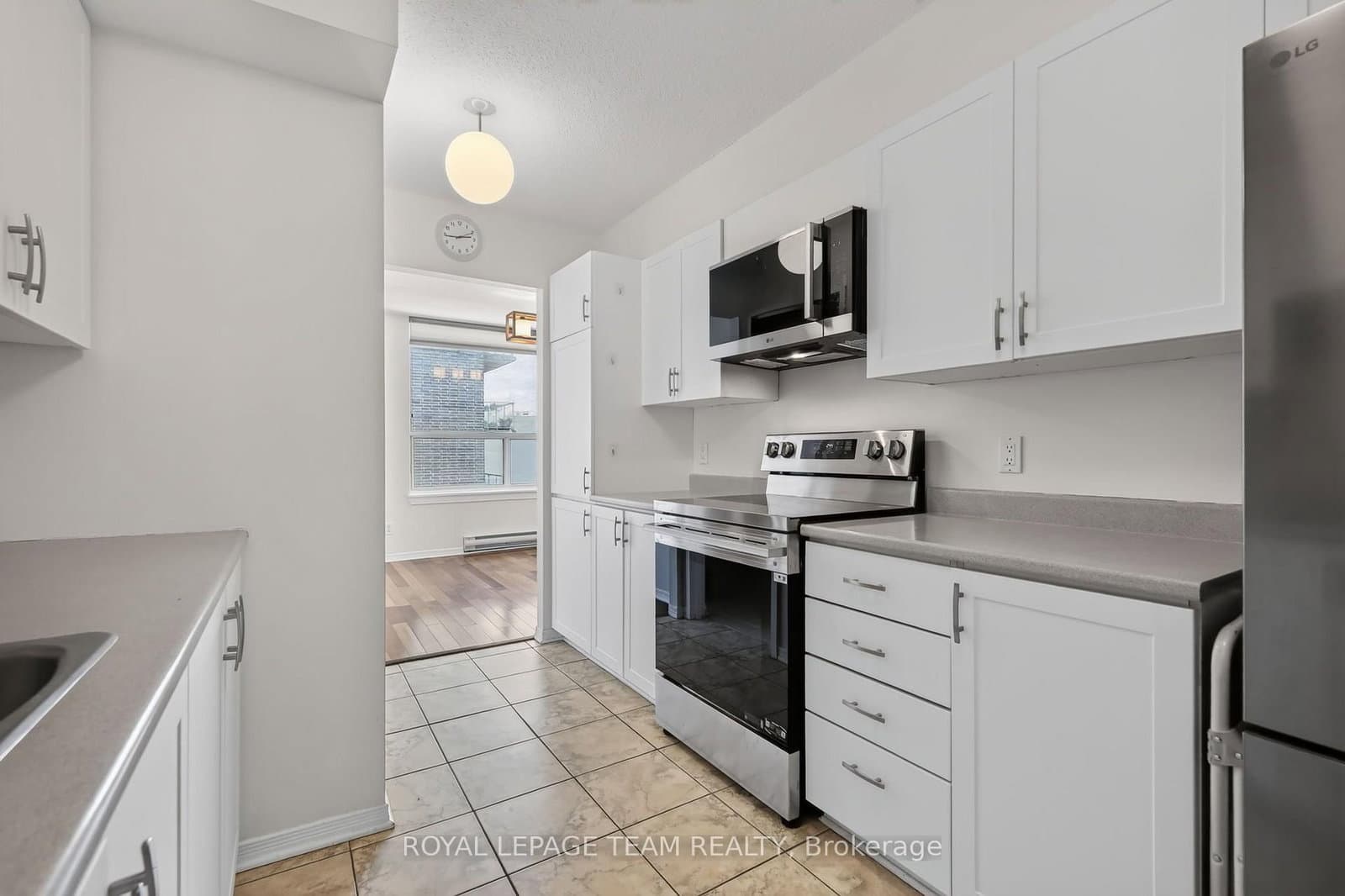 601 - 215 Parkdale Avenue, Ottawa, ON — photo 6
