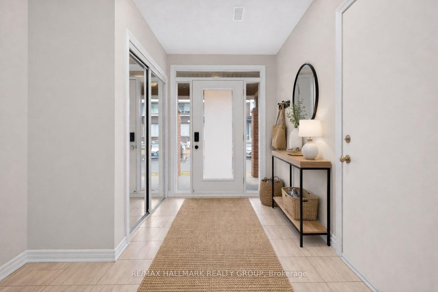 805 Kiniw Private, Ottawa, ON — photo 3