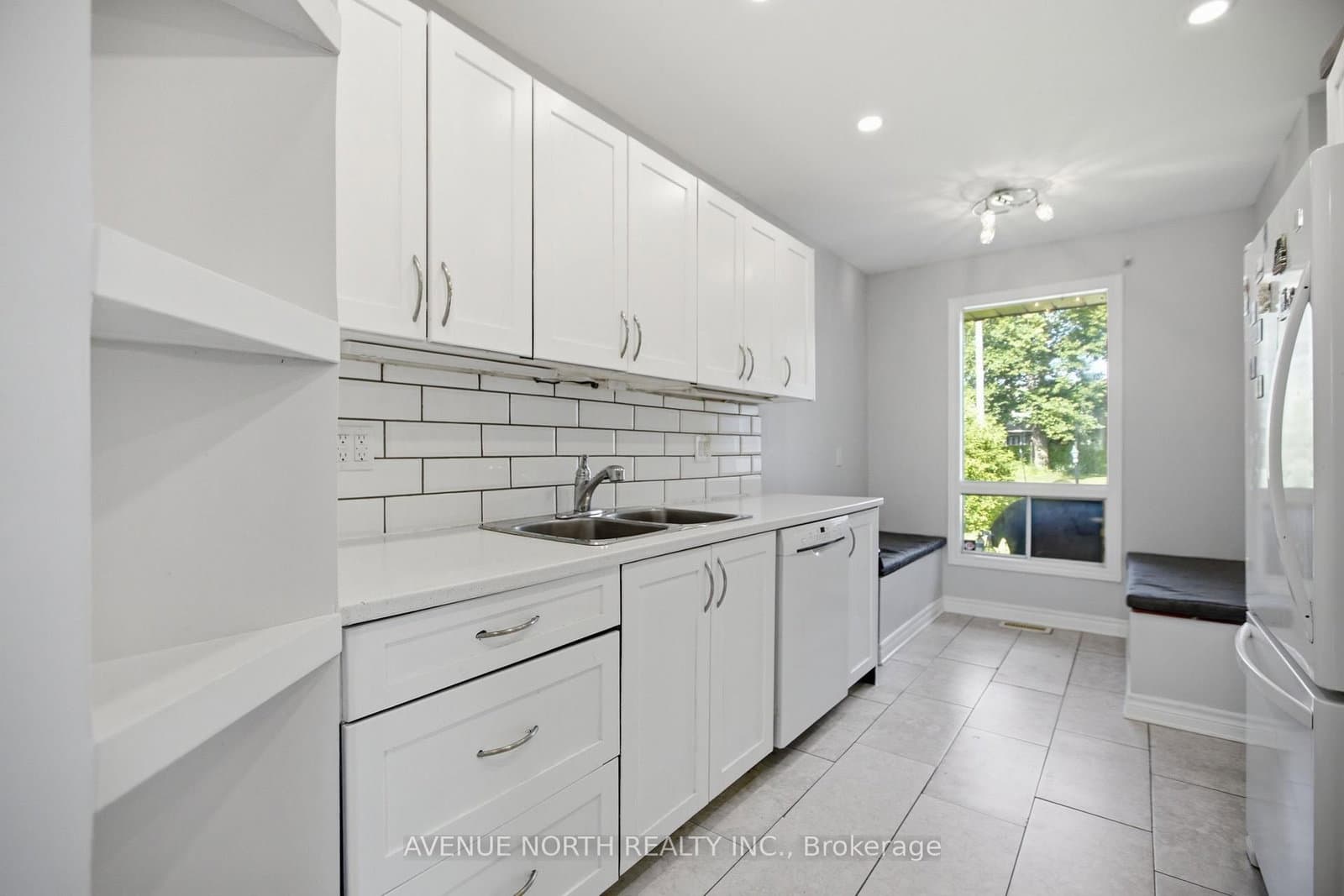 6 WOLFGANG Drive, Nepean, ON — photo 18