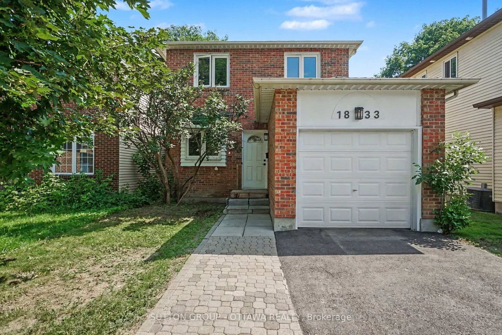 1833 BROUSSEAU Crescent, Ottawa, ON — photo 1