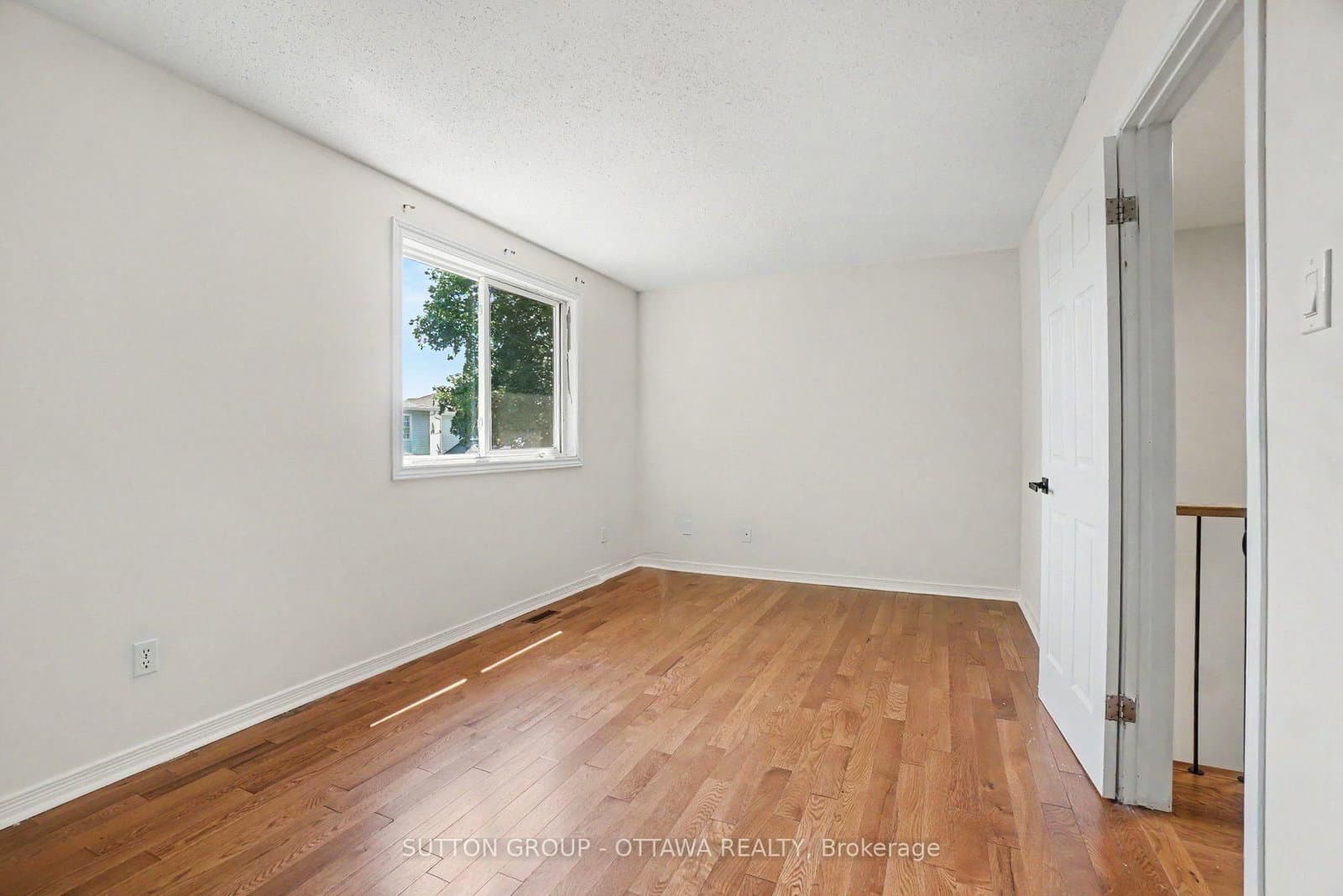 1833 BROUSSEAU Crescent, Ottawa, ON — photo 18