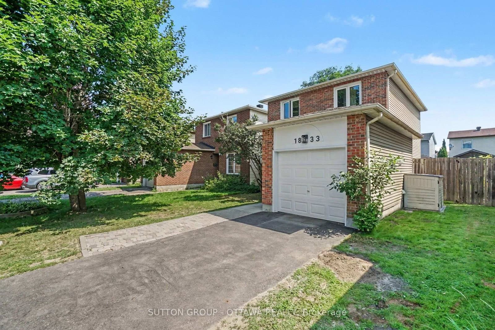 1833 BROUSSEAU Crescent, Ottawa, ON — photo 2