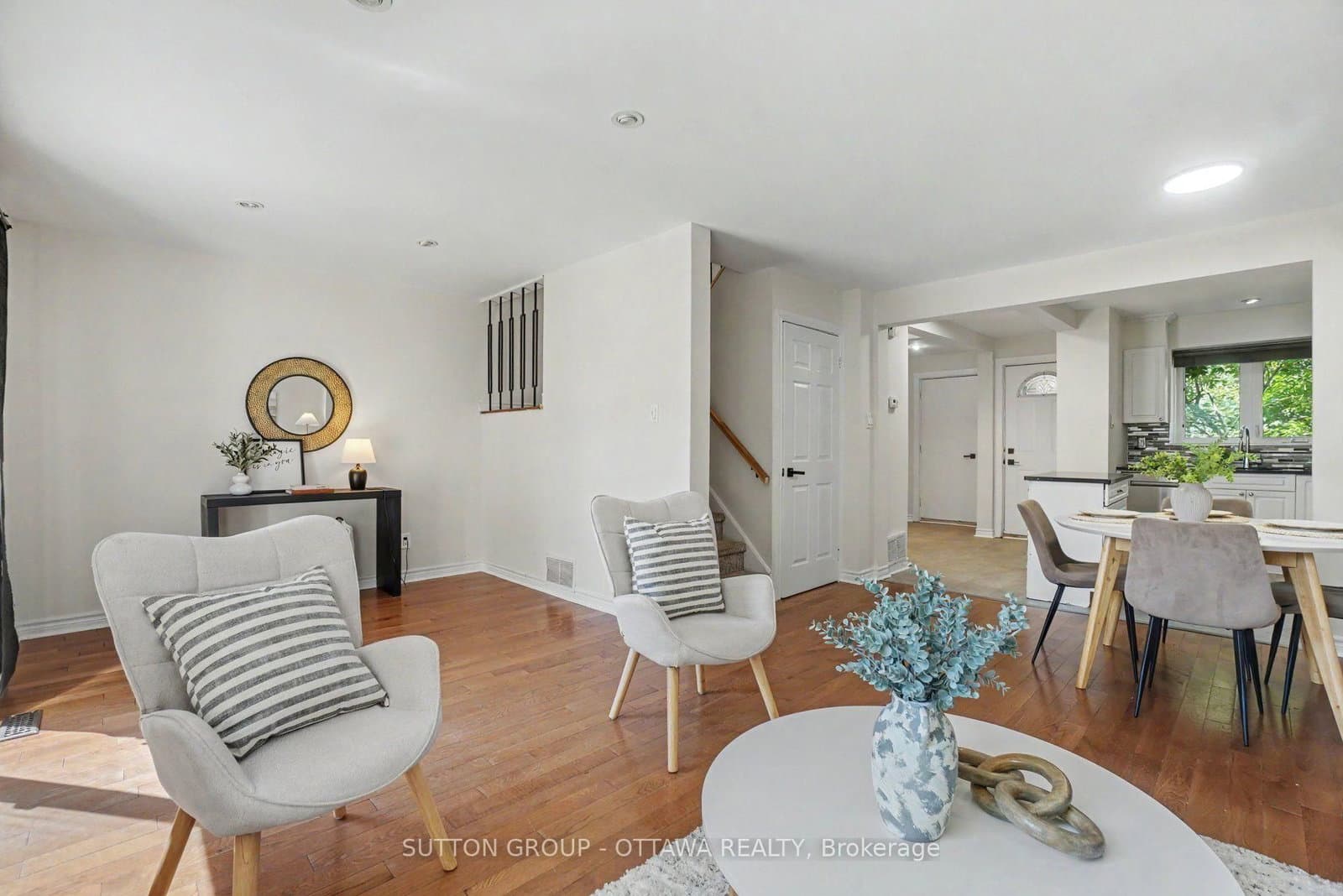 1833 BROUSSEAU Crescent, Ottawa, ON — photo 6