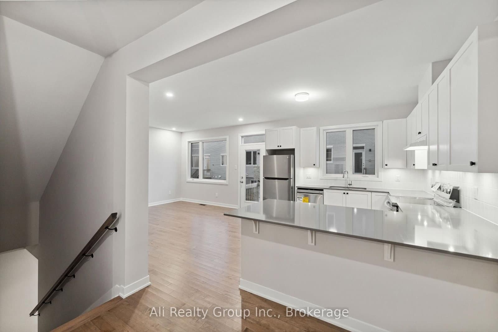 242 FALSETTO Street, Ottawa, ON — photo 12