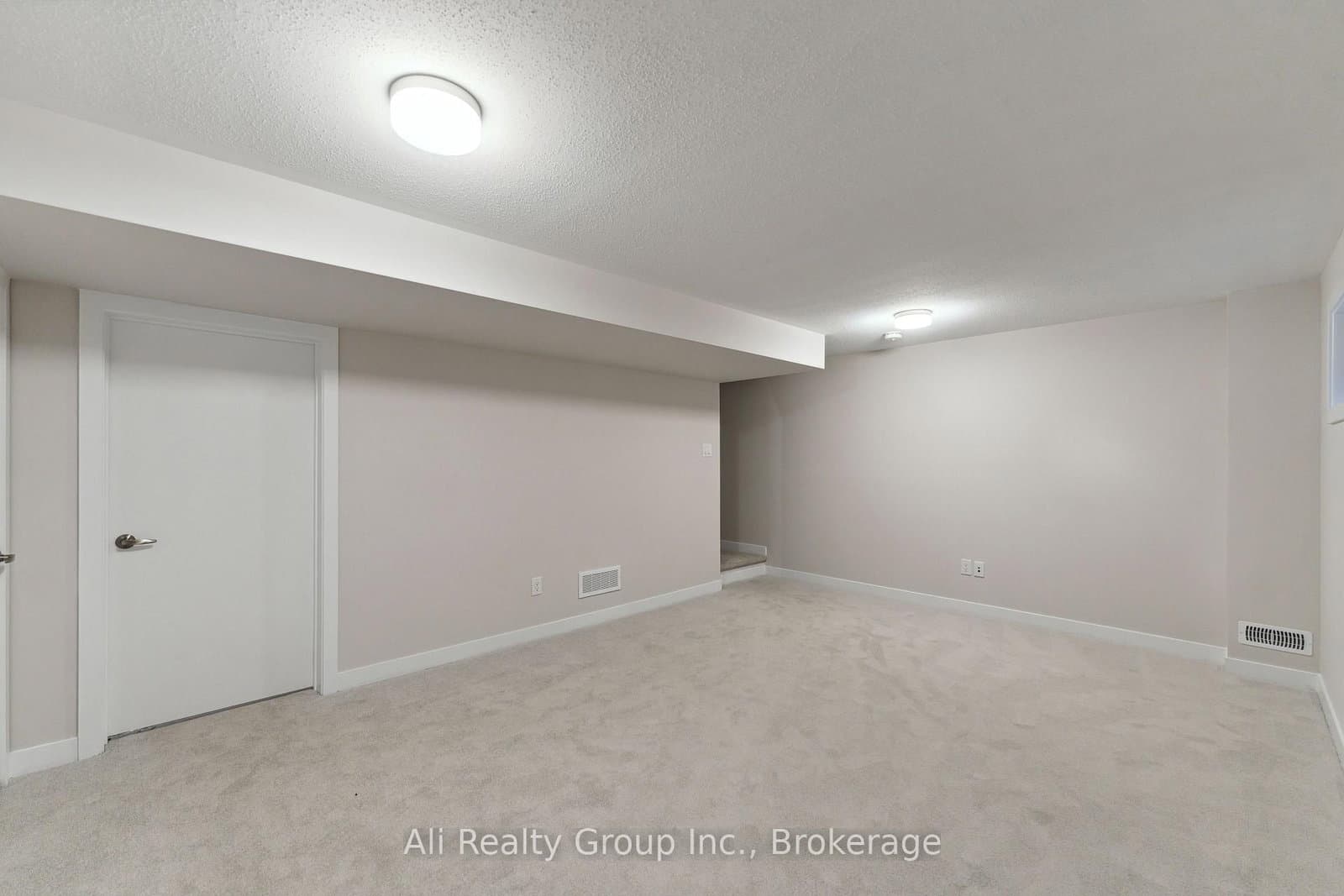 242 FALSETTO Street, Ottawa, ON — photo 34