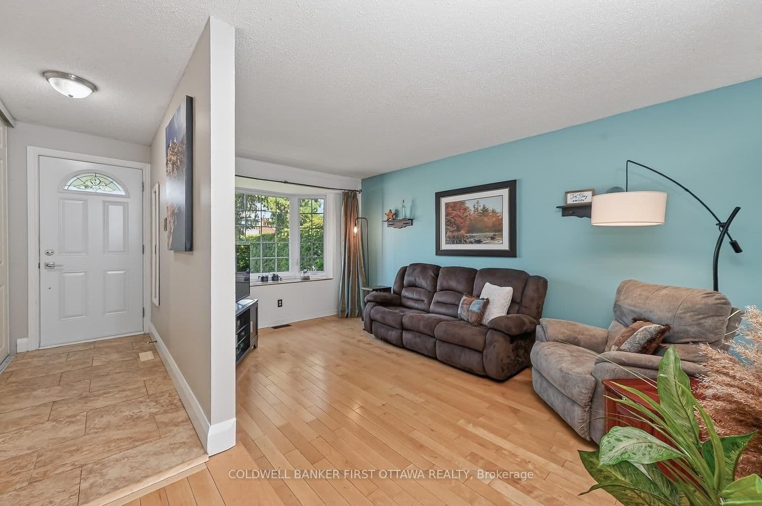 1528 Brookmill Lane, Ottawa, ON — photo 4