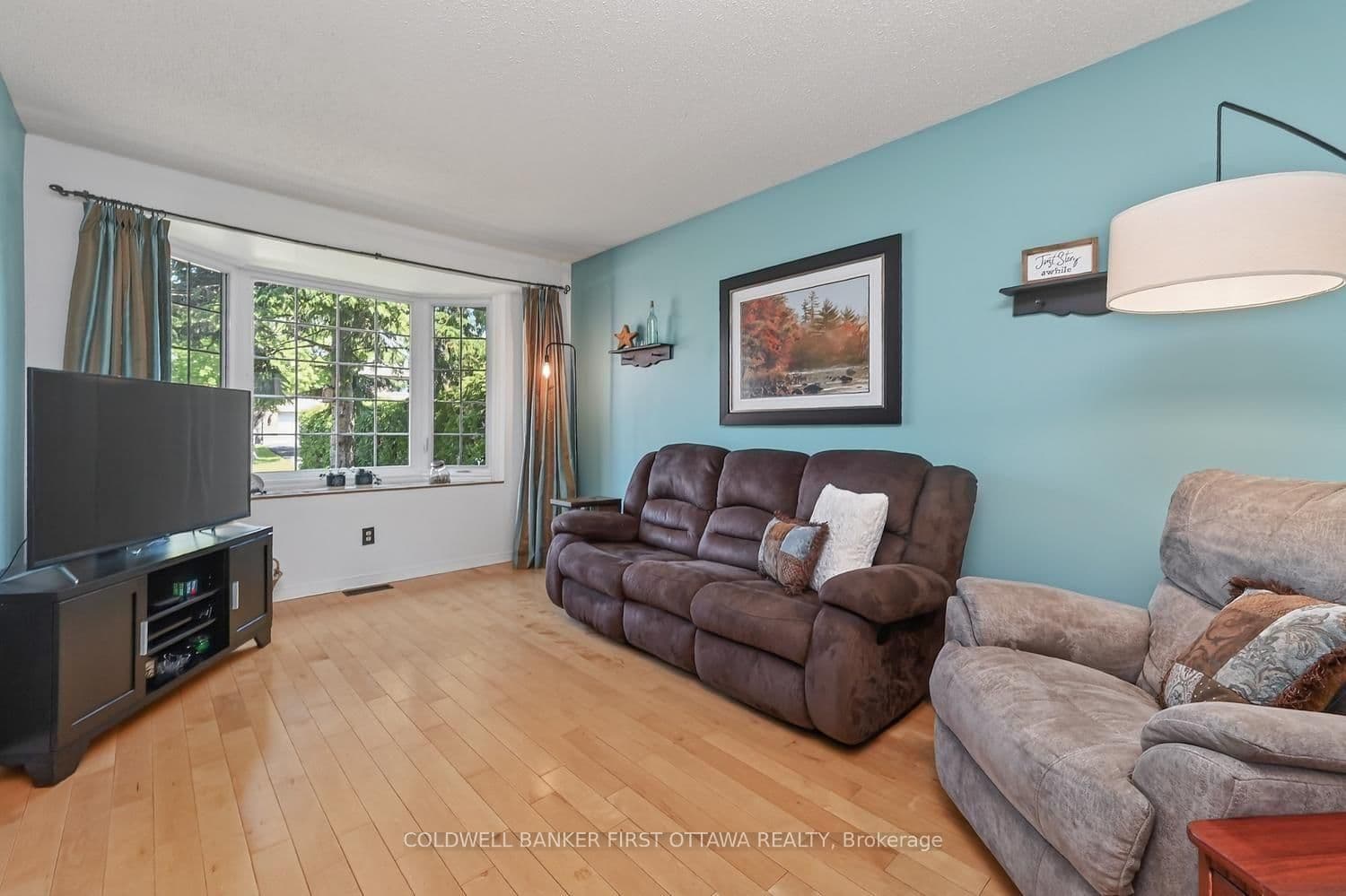 1528 Brookmill Lane, Ottawa, ON — photo 5