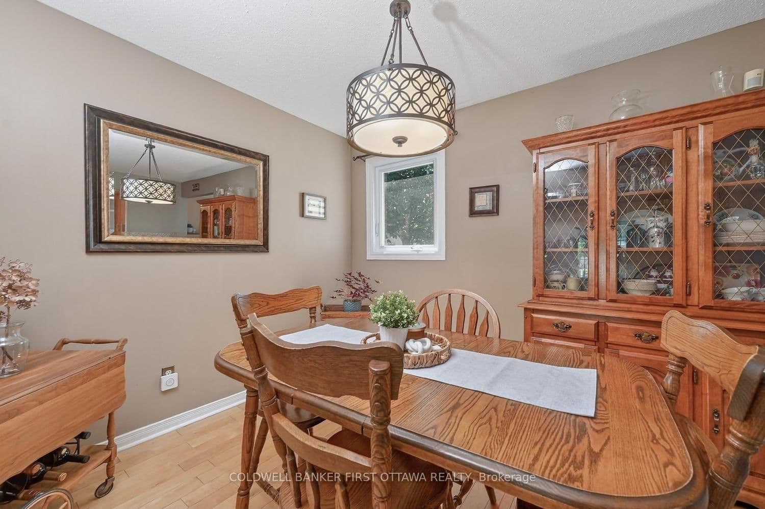 1528 Brookmill Lane, Ottawa, ON — photo 6