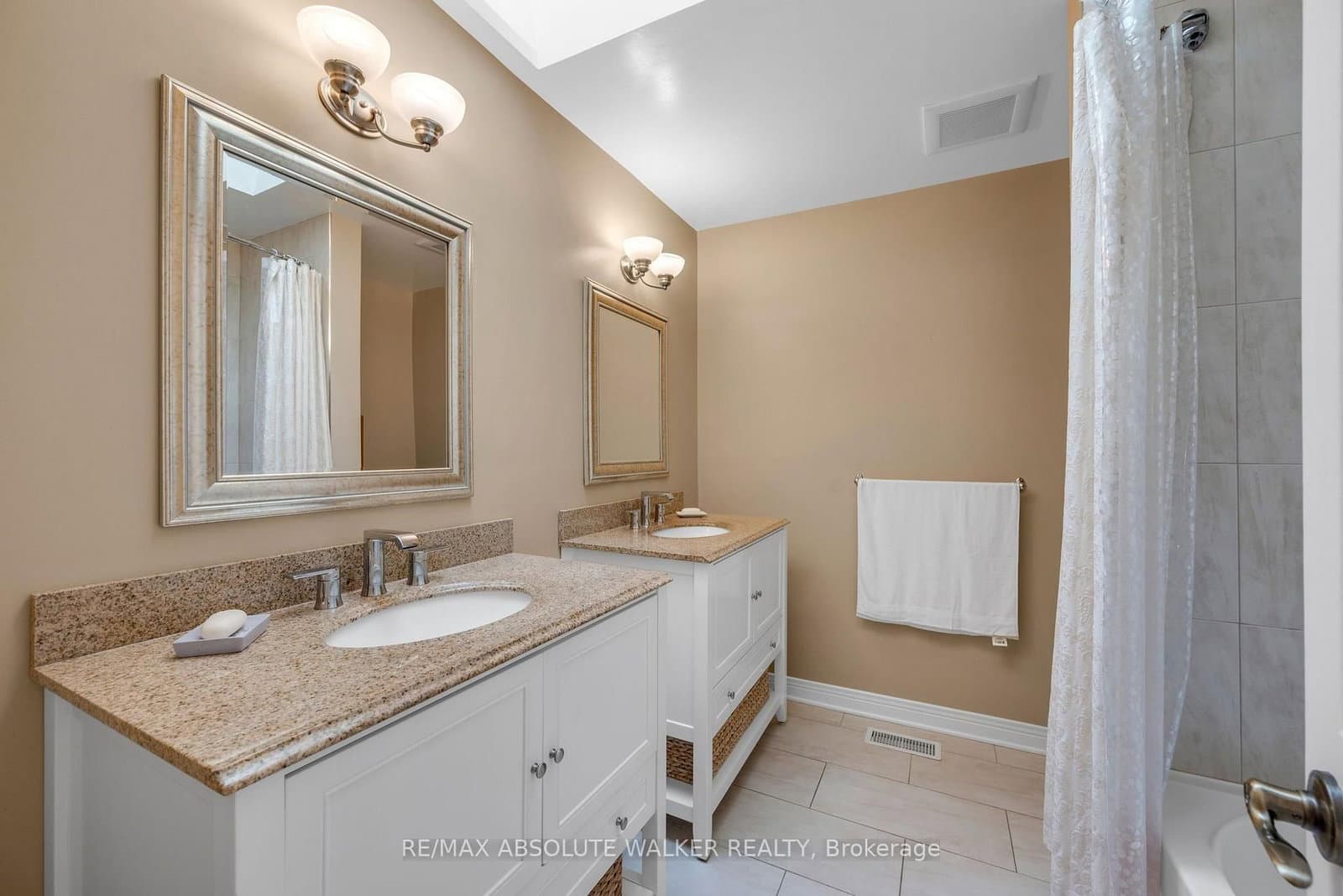 30 Elderwood Trail, Ottawa, ON — photo 26