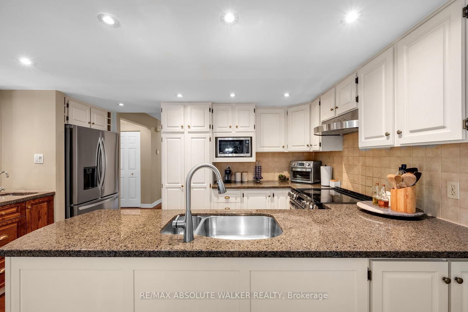 30 Elderwood Trail, Ottawa, ON — photo 8
