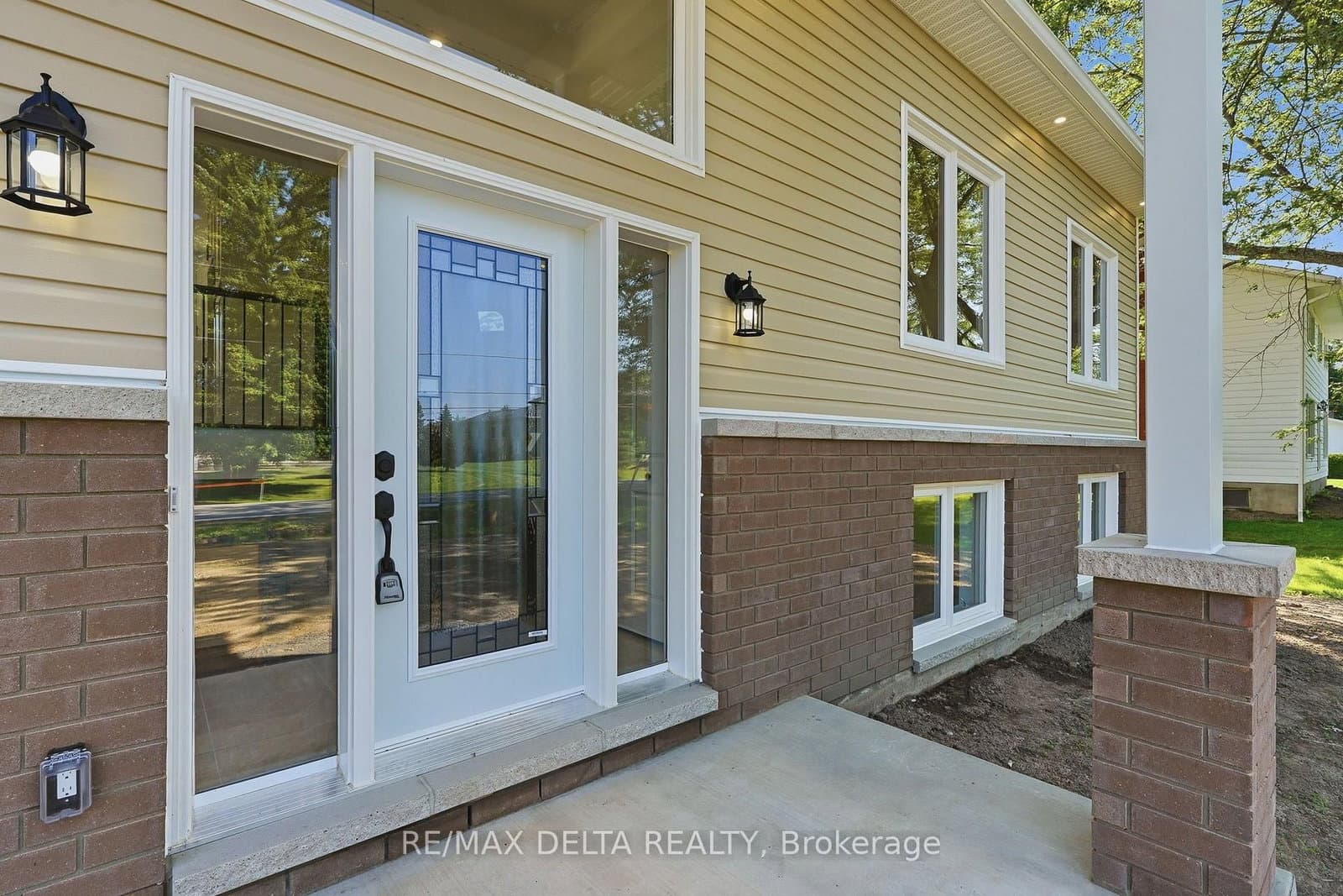 1025 Quigley Hill Road, Orleans, ON — photo 4